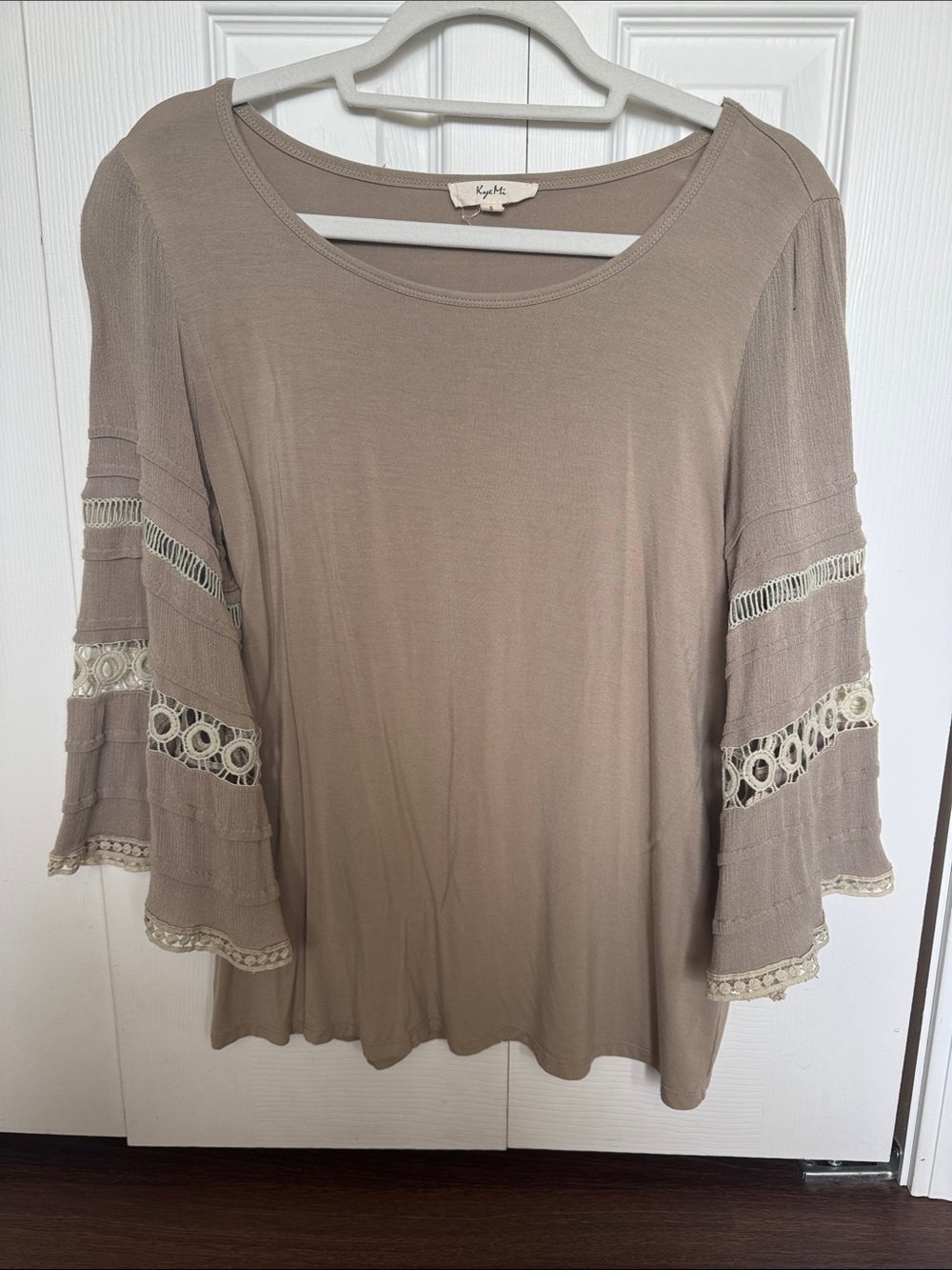 Kensie Taupe Crochet-Sleeve Bell Sleeve Top